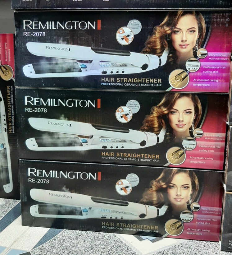 اتو مو بخاردار برند رمینگتون Remilngton RE-2078 Remilngton RE-2078 Steam Hair Straightener ویژگی های محصول جنس صفحه: سرامیک حداکثر دما: 240 درجه سانتی گراد مدت زمان گرم شدن: 30 ثانیه