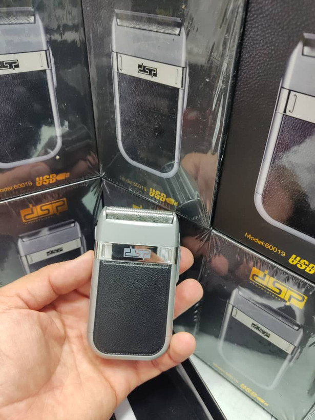 ماشین اصلاح شیور دی اس پی